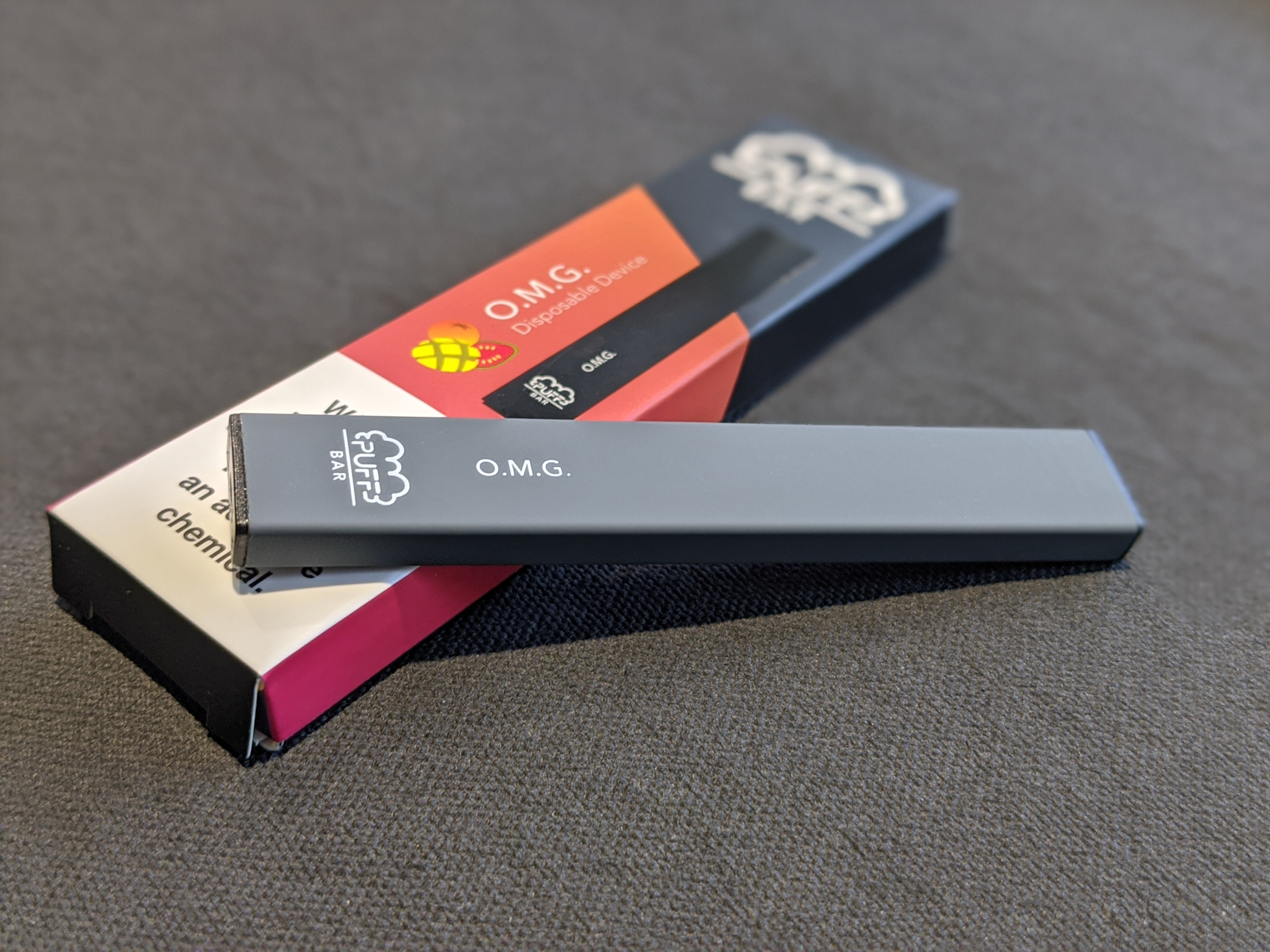 Puff Bar with packaging